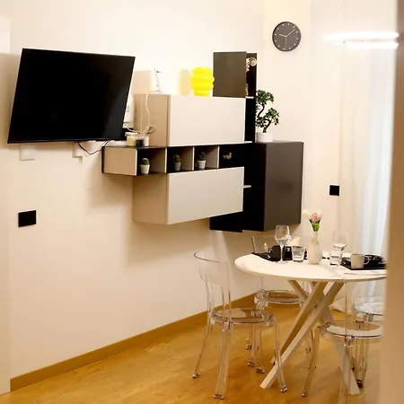 아파트 Hostmate - - Pistrucci