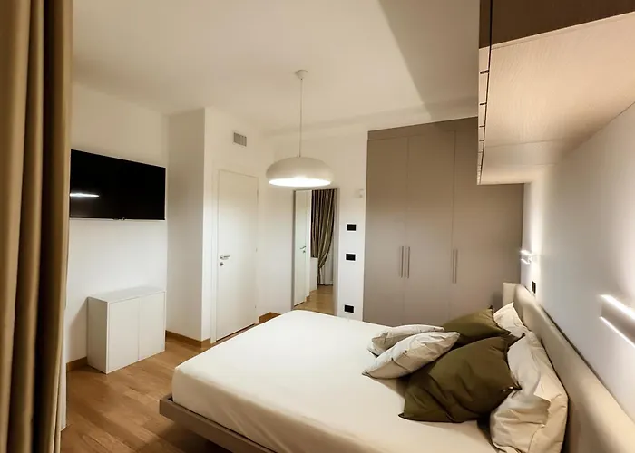 Hostmate - - Pistrucci * Milaan