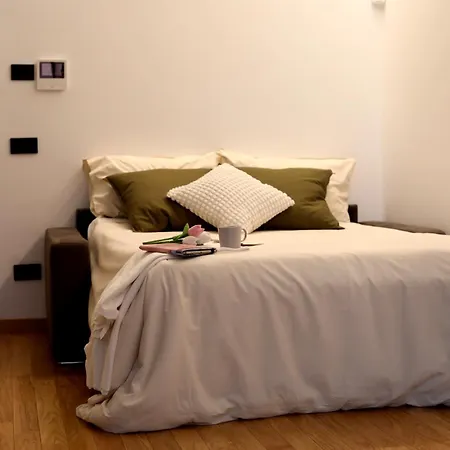 Hostmate - - Pistrucci מילאנו